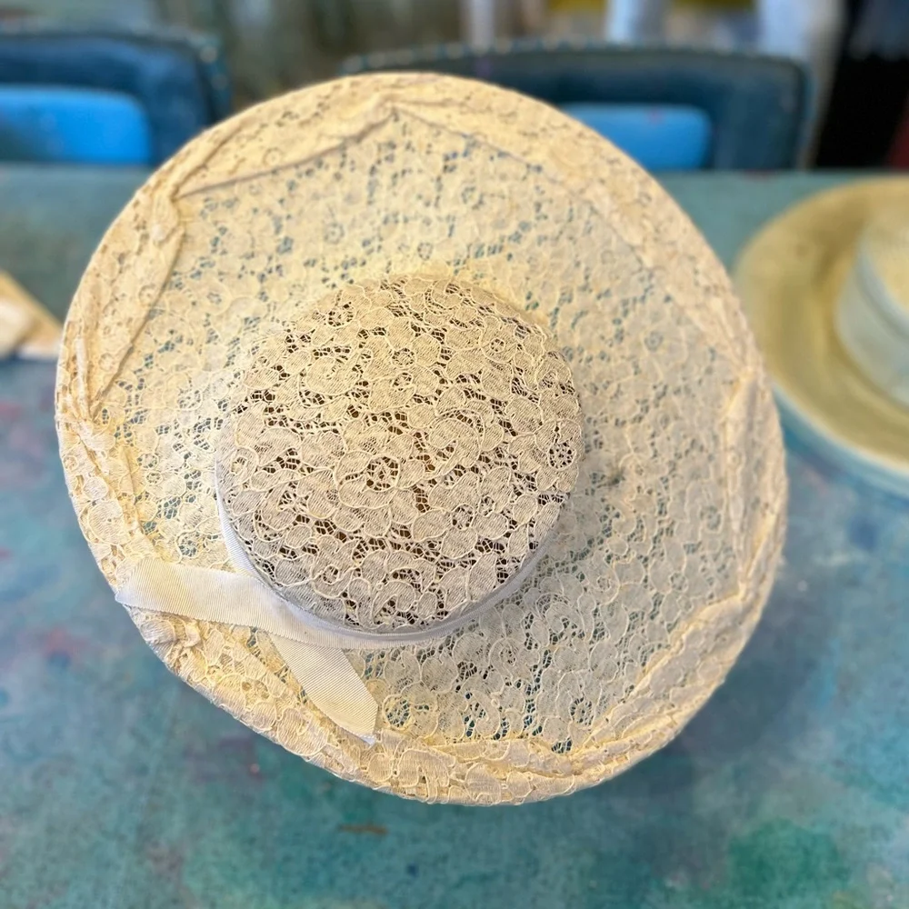 Mid Century Lace Hat - Picture 4 of 10